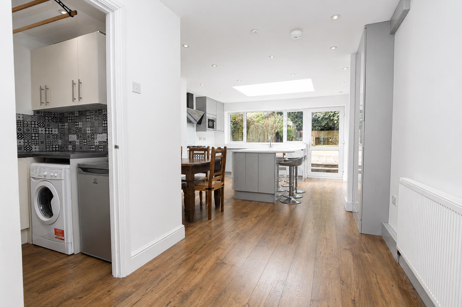 Hindhead Way, Wallington